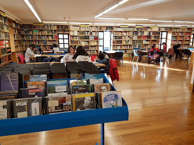 Udal liburutegia ordutegia