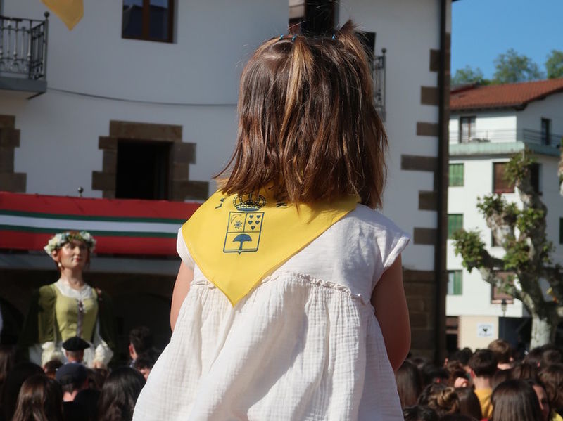 San Prudentzio jaietako zapi banaketa Lazkaoko Udaletxean bihar ostirala, apirilak 24