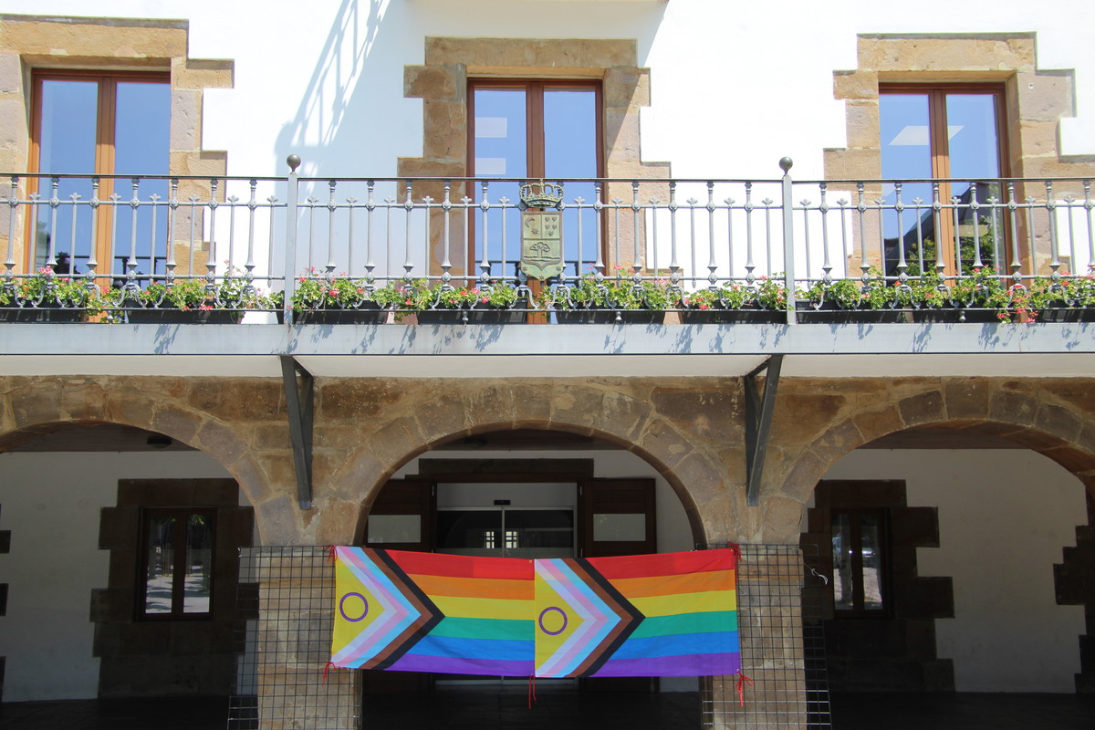 LGTBIQ Harrotasunaren Nazioarteko Eguna